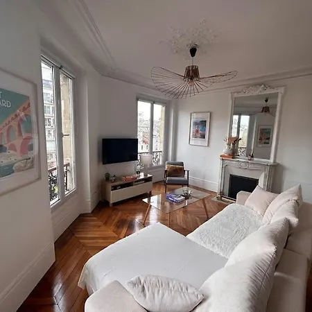 Superbe 17eme 55m2 Apartment Paris