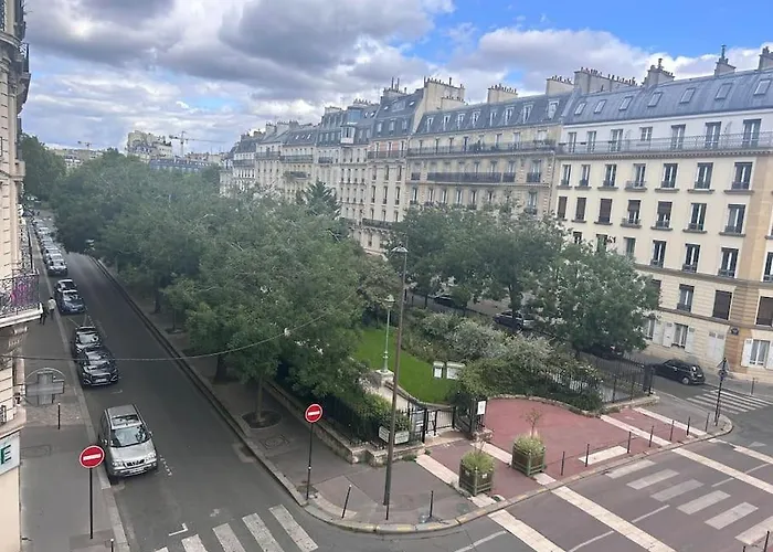 Superbe 17eme 55m2 Paris